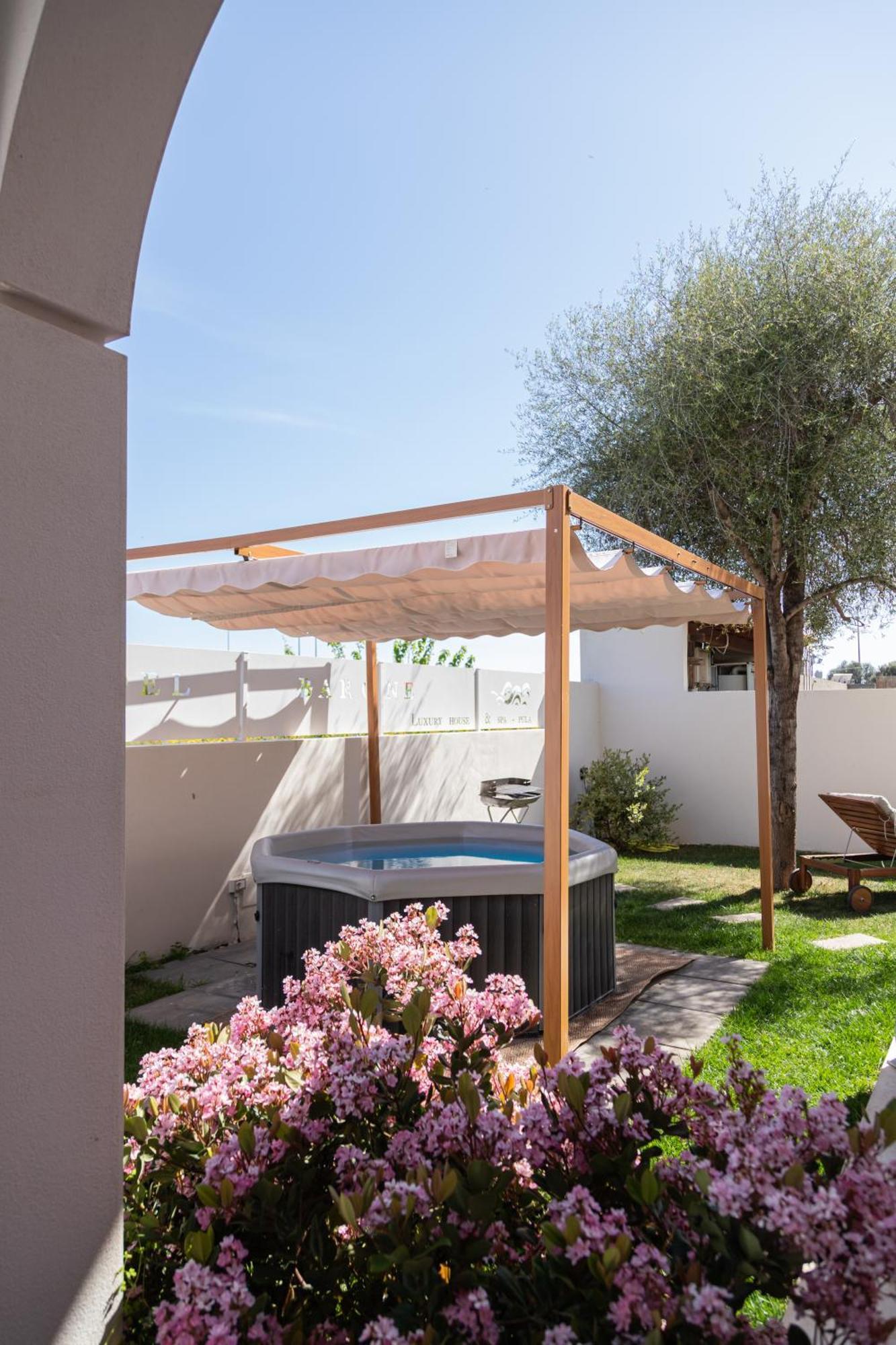 Residenza Del Barone Luxury House - Pula, Sardegna Apartment Exterior photo