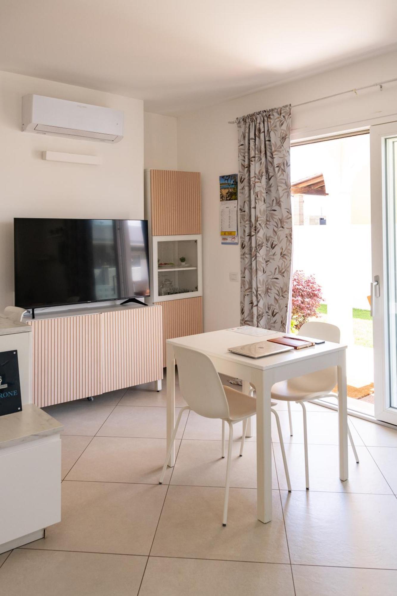 Residenza Del Barone Luxury House - Pula, Sardegna Apartment Exterior photo